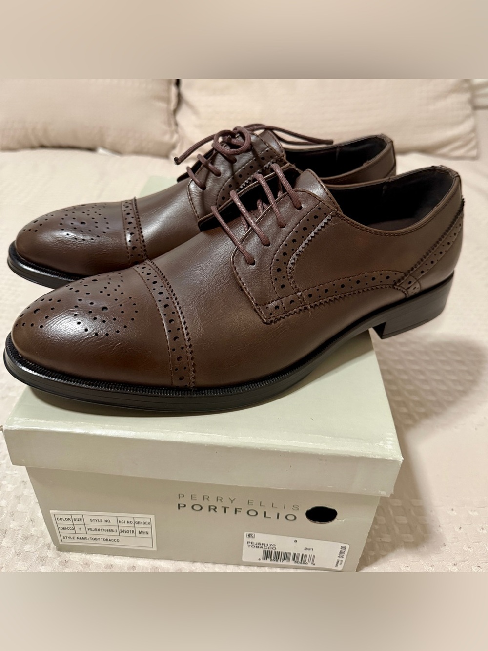 Perry Ellis Portfolio Toby Oxford Dress Shoes – Men’s Size 8